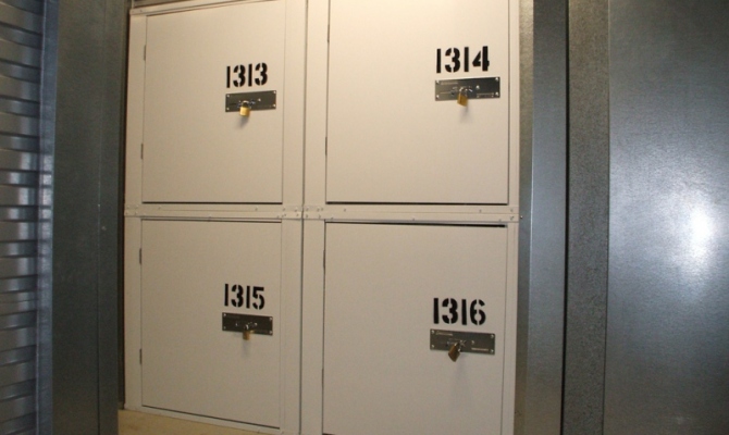 lockers everton